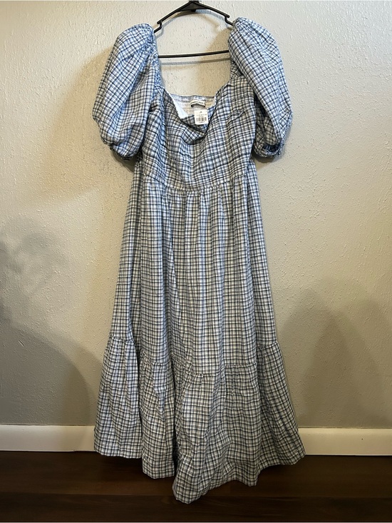 Abercrombie & Fitch Dresses & Skirts - NWT Abercrombie & Fitch Plaid Puff-Sleeve Maxi Dress